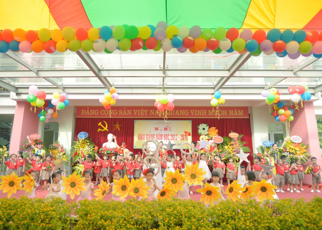 Khai giảng năm học 2017-2018 (14).jpg